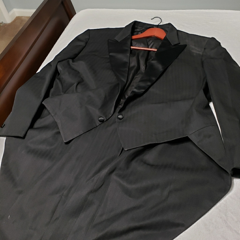 Robert Wagner Tux